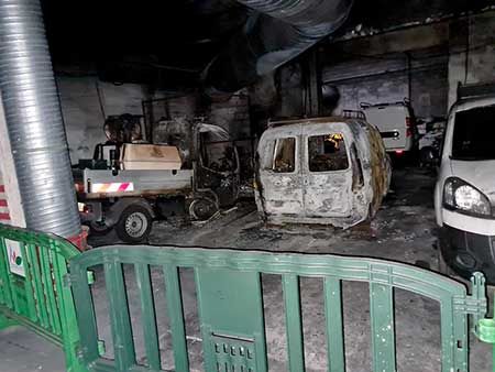 Débarras de véhicules suite incendie de parking